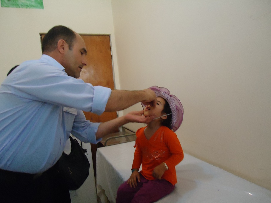 اجرای طرح فلج اطفال
